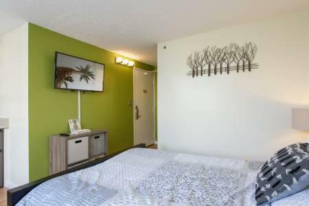 Hawaiian Monarch Upgraded Modern Studio Apartment โฮโนลูลู ภายนอก รูปภาพ